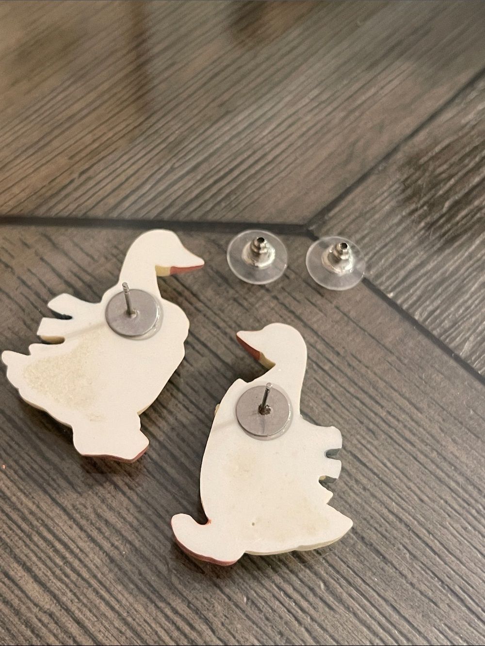 Vintage 1980s or 1990s Country-Style Goose Earrings Porch Goose Silly Goose - Picture 8 of 16